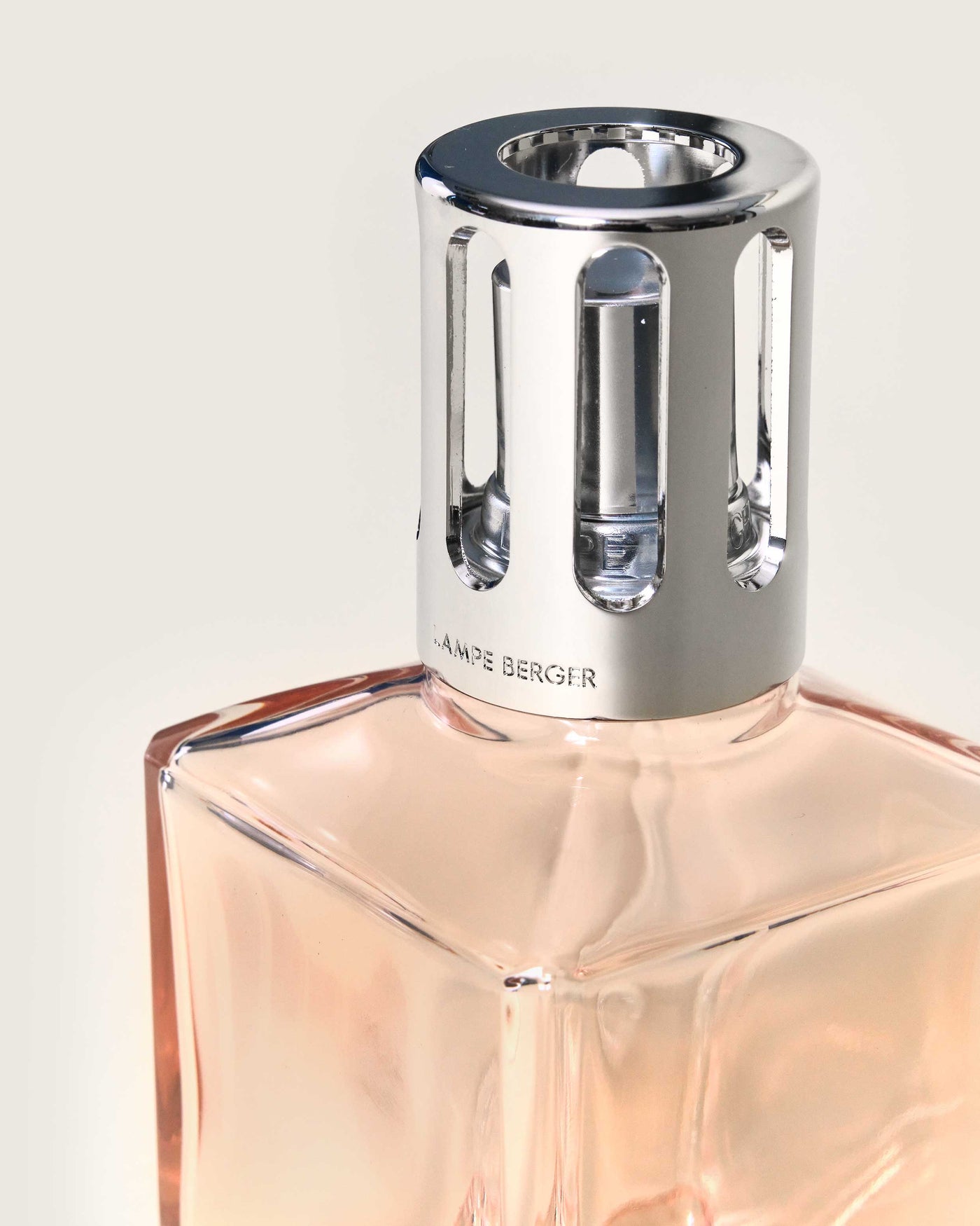 MAISON BERGER - Lampe Berger Modelo Astral - Difusor de lámpara de  fragancia para el hogar - 4.4 x 2.3 x 6.3 pulgadas - Incluye fragancia de  cachemira